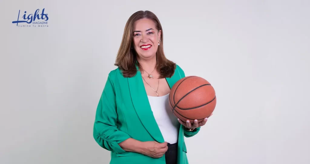 Laredo Clean Elizabeth Hernández