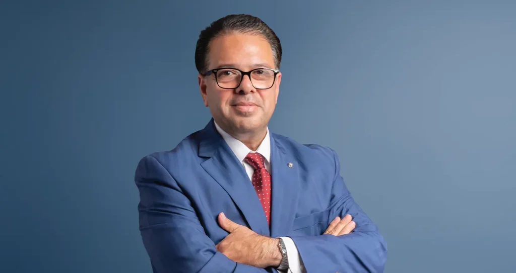 Óscar Mario Hinojosa Presidente del Colegio de Notarios en Nuevo Laredo Lights Magazine